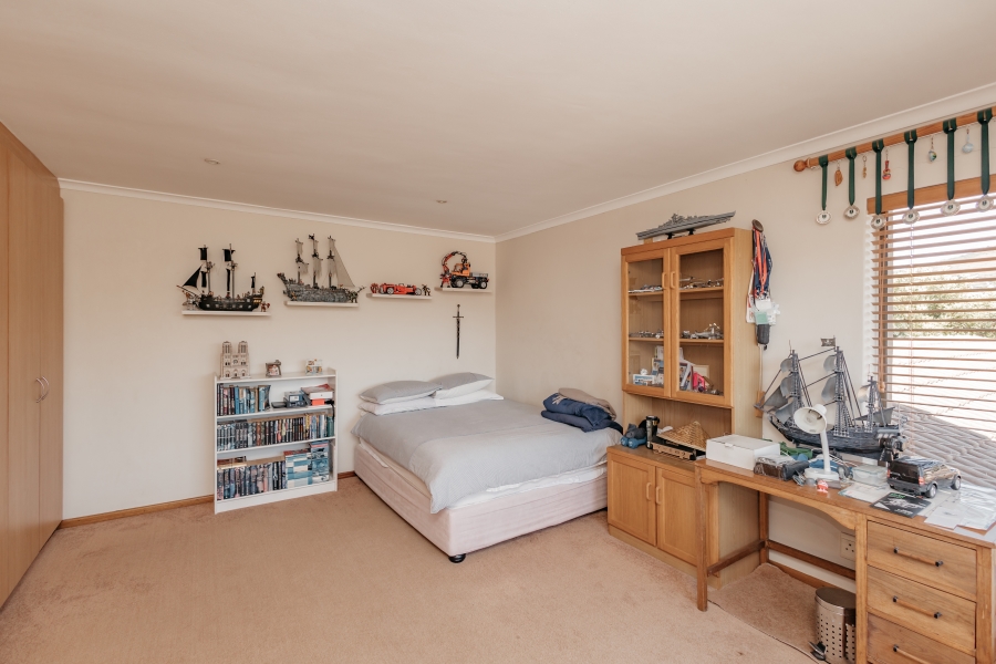 4 Bedroom Property for Sale in Welgedacht Western Cape